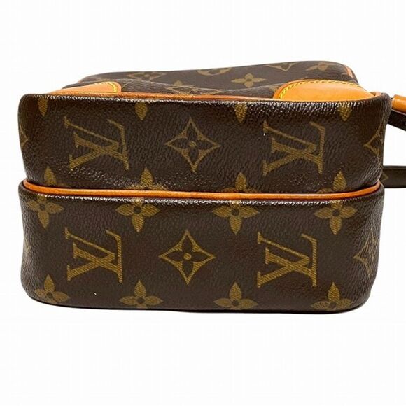 Louis Vuitton Amazon Brown Canvas Shoulder Bag (Pre-Owned) - Picture 4 of 9